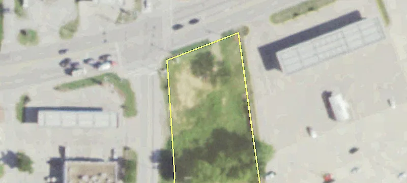 Retail Building on Highway 105