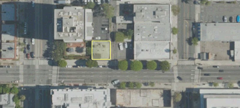 Retail Building with Basement, Mezzanine