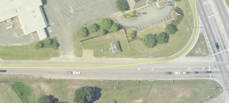 Commercial Land in Growing Area