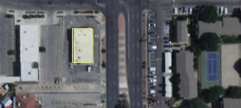 Retail Space on Lee Trevino