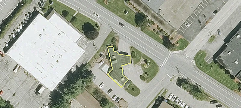 Prime Commercial Space Available