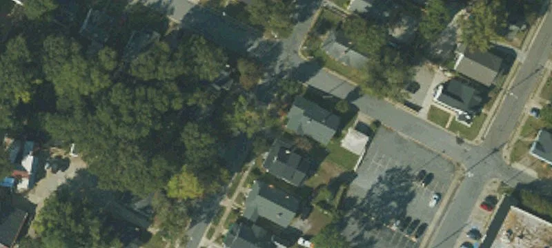 Versatile Land Near I-587