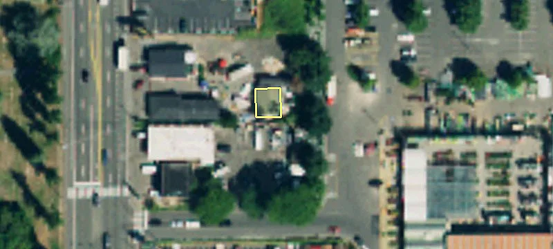 Aurora Avenue Retail/Office Space
