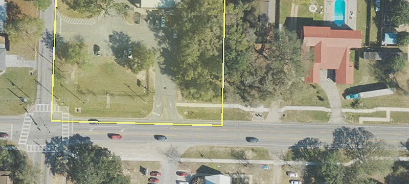 Prime Outparcel in Pensacola, FL
