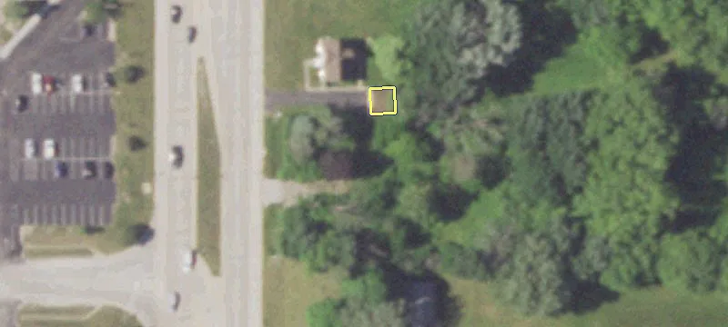 Land on S Moorland Rd