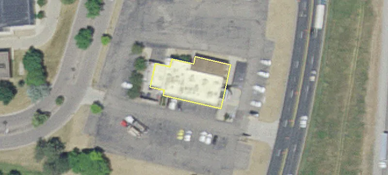 Former Restaurant with Freeway Visibility