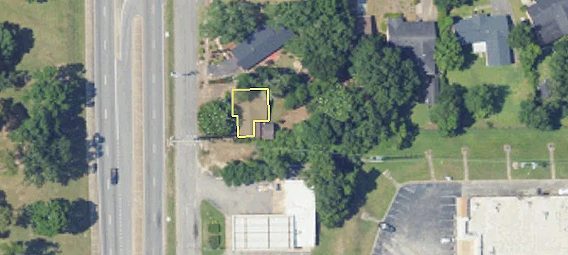 Commercial Land Near Healthcare Facility