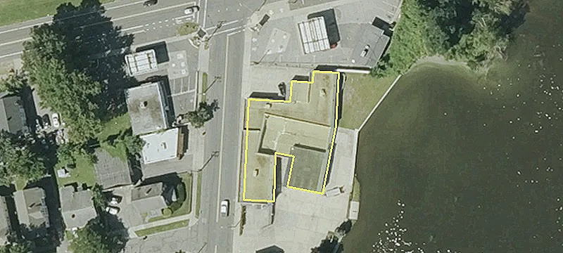 Retail with Warehouse Space