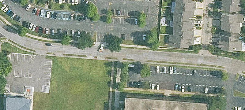 Office Space in Park-Like Setting