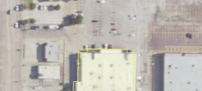Retail Space on Pioneer Parkway