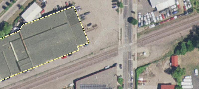 Commercial Land in Established Corridor