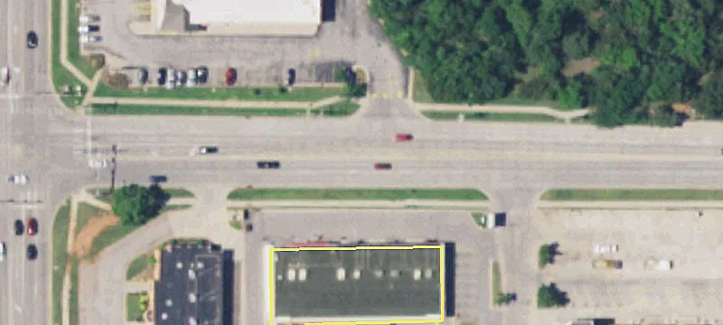 Retail Space in Yukon Center