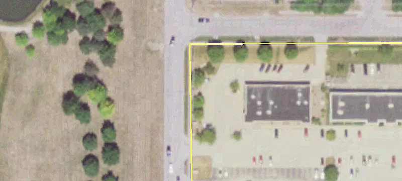 Moline Warehouse with Expansion Potential