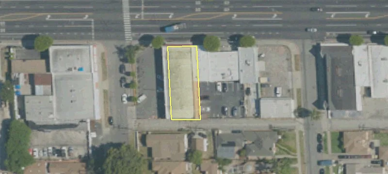 Free Standing Retail Building