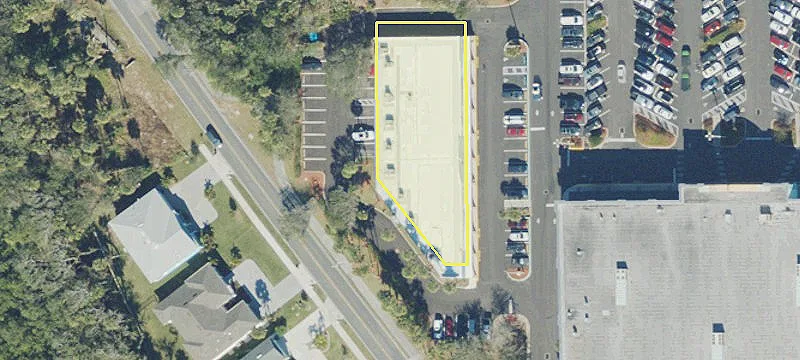 Retail Space Near Beach