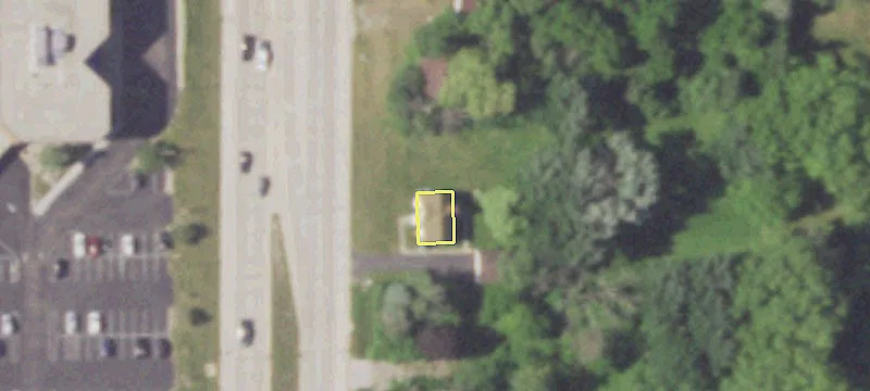 Land on S Moorland Rd