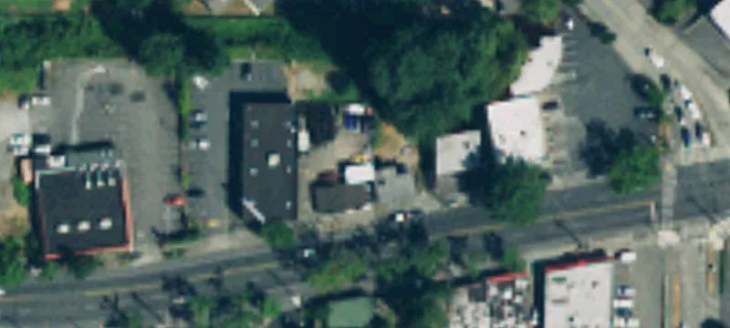 Standalone Retail Building in Rainier