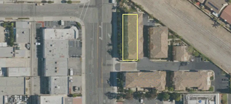 Retail Space Available For Rent