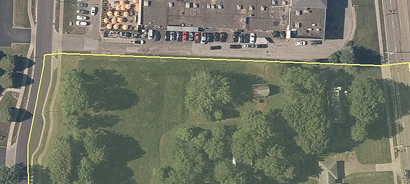 Commercial Land in Prime Location
