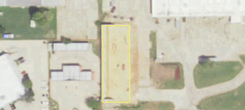 Retail Space Near Retail Hub