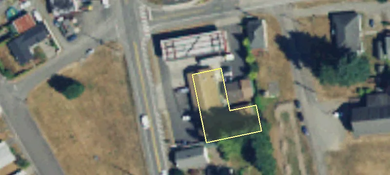 Retail Property in Black Diamond