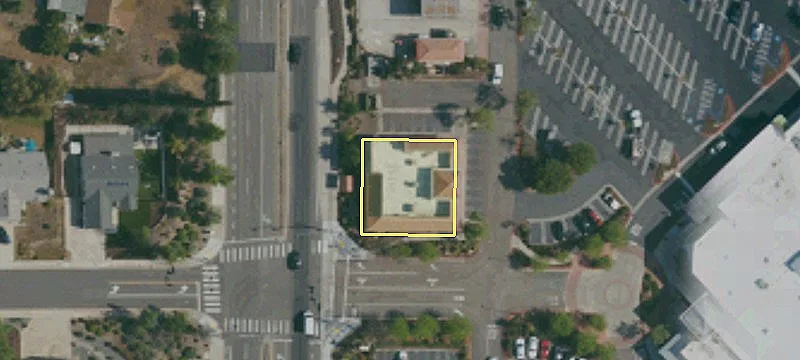 Retail Space in High-Volume Center