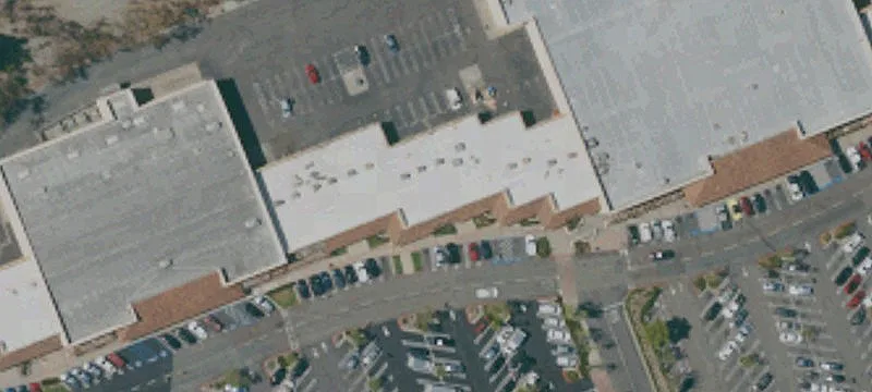 Retail Space in Rancho Del Oro