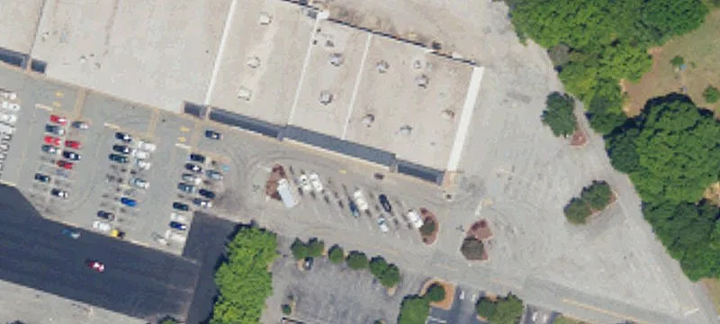 Grocery-Anchored Shopping Center For Sale