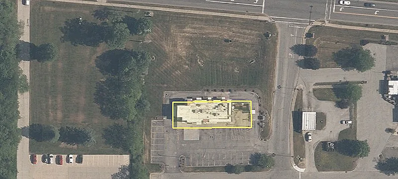 Retail Space in Middlefield