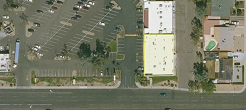 Retail Space in Glendale Center