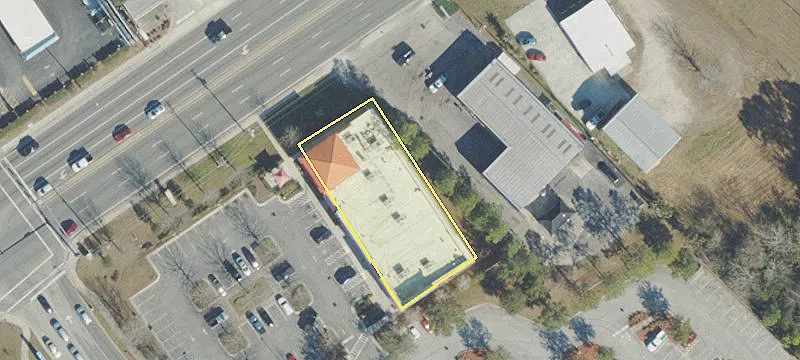 Retail Space in High-Traffic Area
