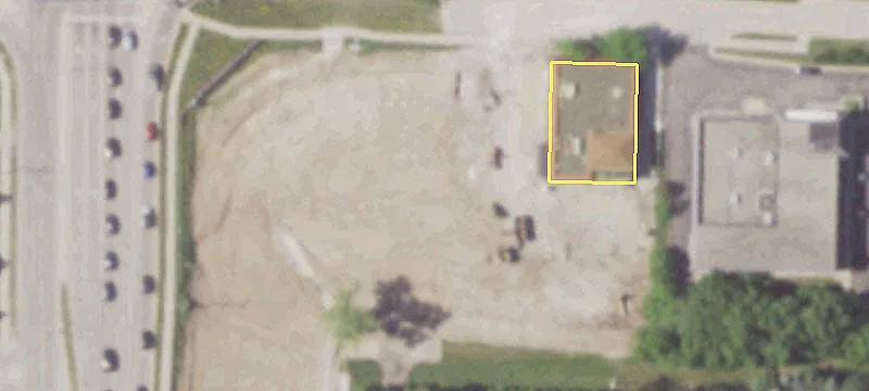Retail Space in Brookfield