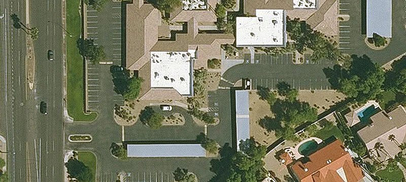 Scottsdale Retail Space in Plaza