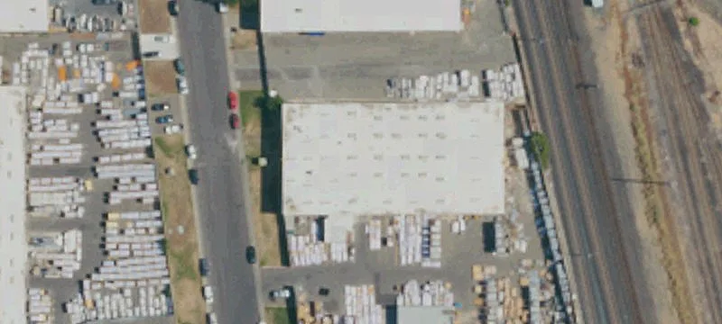 Sacramento Warehouse with Potential Yard
