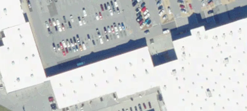 Retail Space in Ridgeview Plaza