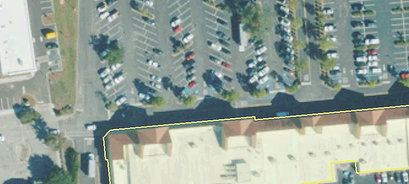 Retail Space in Anchored Center