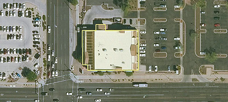 Retail Space in Camelback Corridor