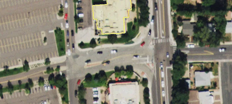 Prime Retail Spaces Available