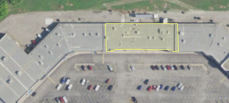 Retail Space in North Hills