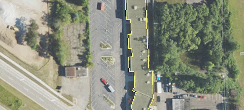 Retail/Office Space on Northwestern Highway