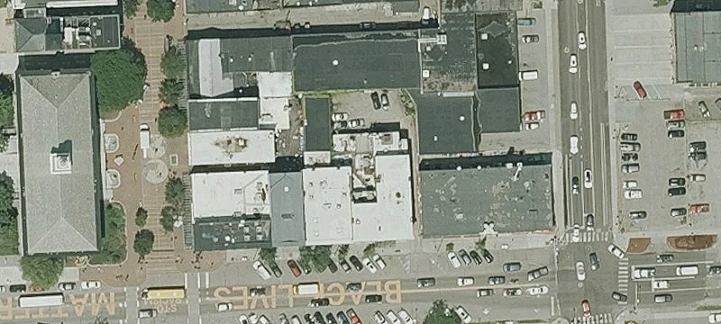 Downtown Venue with Kitchen & Bars