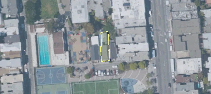 Valencia Street Retail Space Available