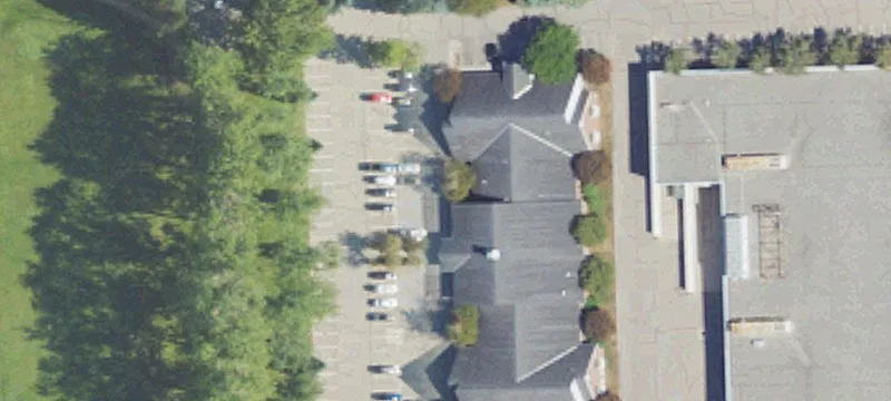 Medical Building on Union Lake