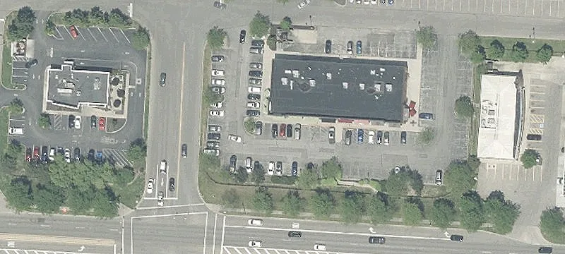 Restaurant End-Cap Space Available