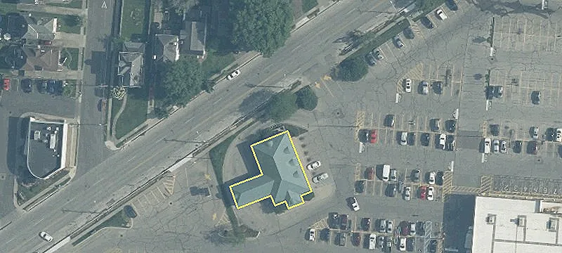 Premier Shopping Center Retail Space