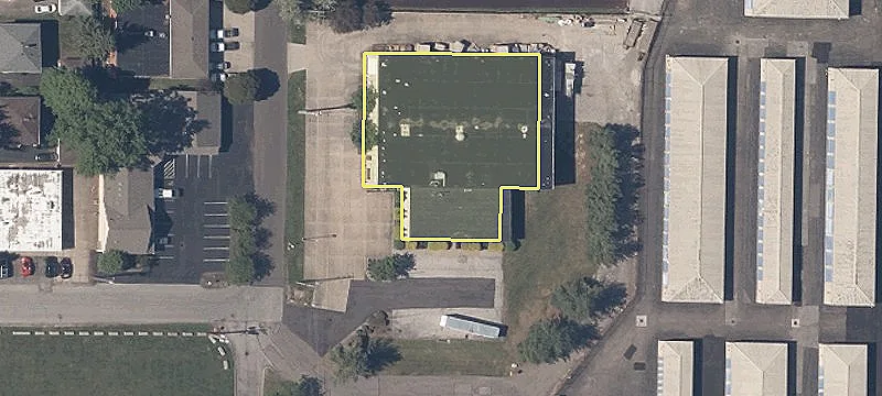 Akron Warehouse with Office Space
