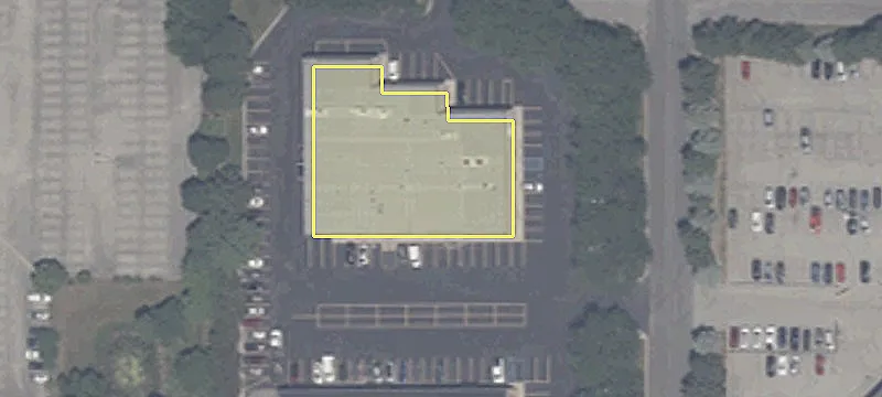 Retail Space on Lakeshore Drive