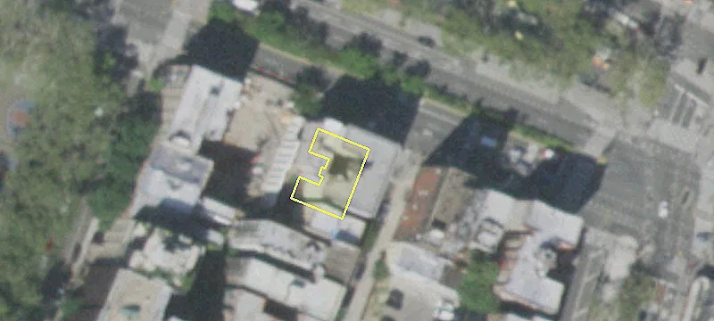 Retail Condo in Prime Location