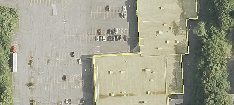 Retail Space in Mattatuck Plaza