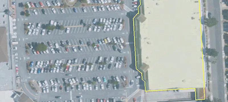 Single-Tenant Grocery Store For Sale